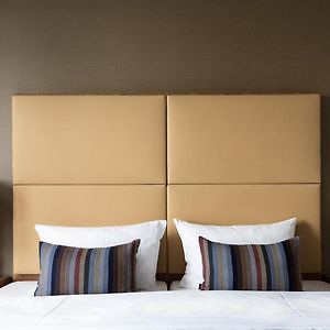 Standard Zimmer mit Kingsize-Bett